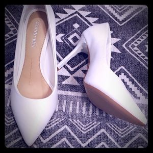 4"white leather stilettos, sz 6.5